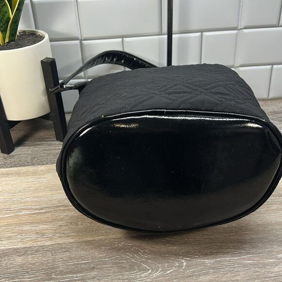 0327 Vera Bradley black bucket shoulder bag - Picture 2 of 12